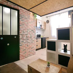 https://studio-residence-front-de-mer-parking-gratuit.fr-provencehotel.com